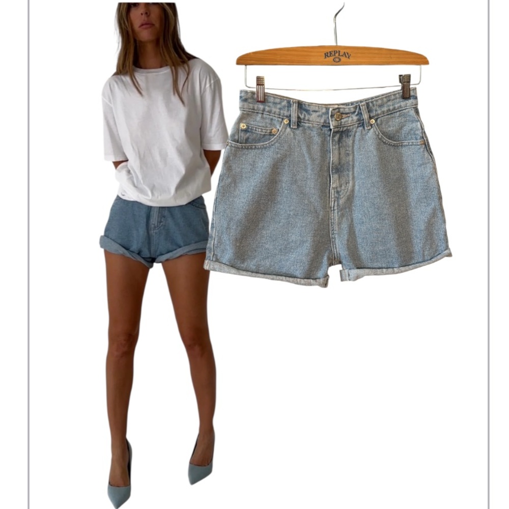 Les Basics Fred Denim Feel Good Light Blue Rolled Denim Jean Shorts Size 26/27/4